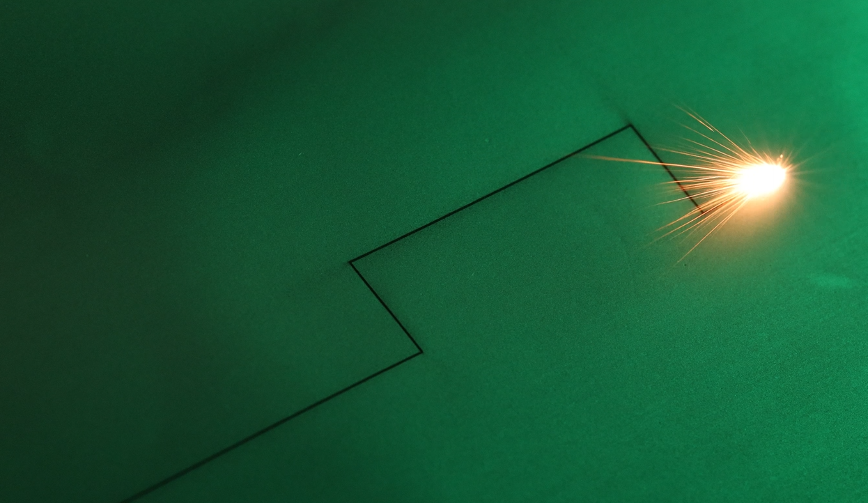 Laser notching battery electrode